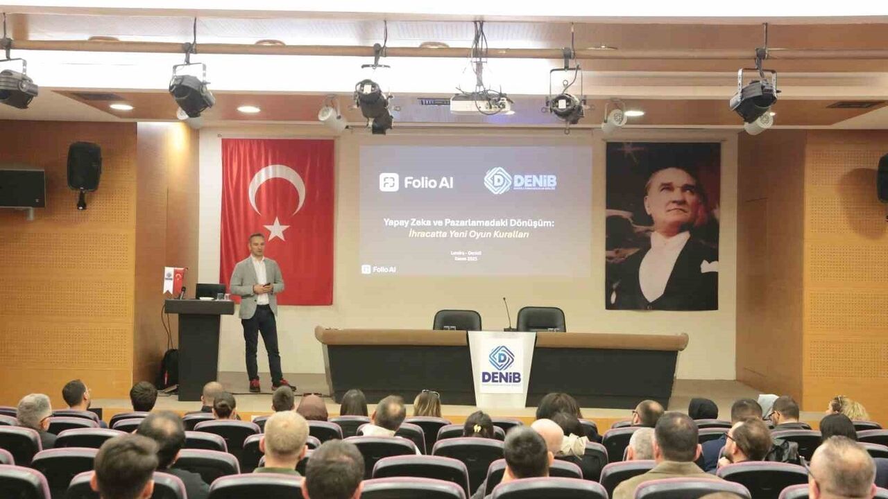 Denizli'de ihracatçılara yönelik 'Yapay Zeka ve Pazarlamadaki Dönüşüm' eğitimi