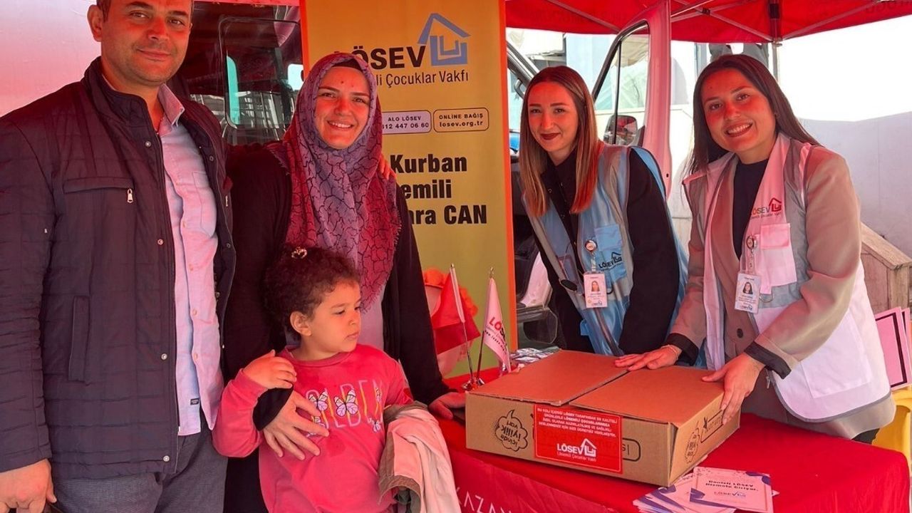 Denizli'de LÖSEV'in 'Mutlu Et' Projesi: Kanserle Mücadele Eden Ailelere 12 Aylık Kırmızı Et Desteği