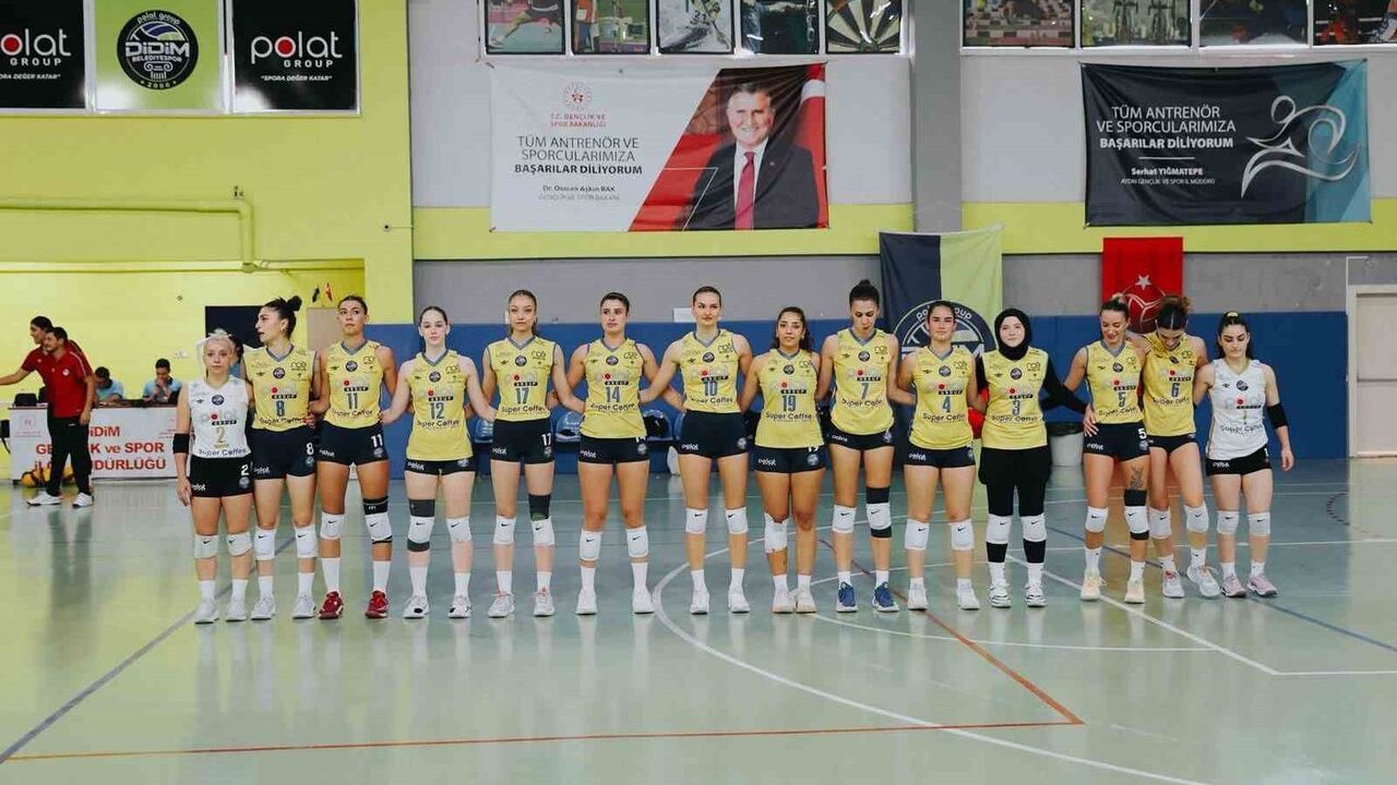 Didim Belediyespor, TVF Kadınlar 2. Ligi'nde Söke Belediyespor'u 3-2 yendi