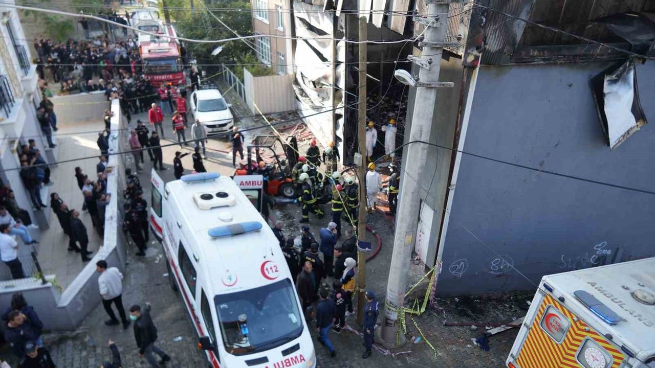 Dilovası'ndaki parfüm dolum tesisindeki yangında vardiya amiri hayatını kaybetti; ölü sayısı 7’ye yükseldi