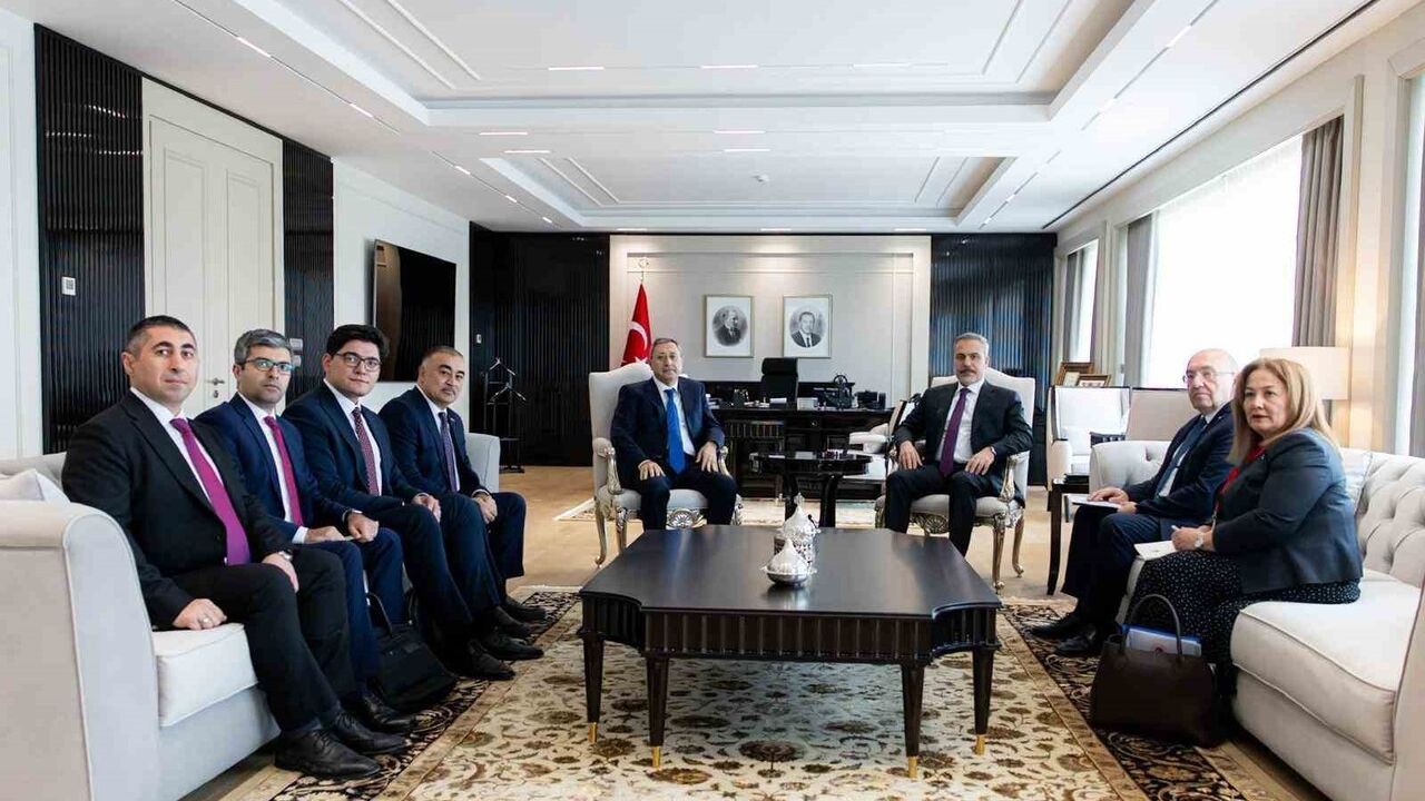 Dışişleri Bakanı Hakan Fidan, Azerbaycan Cumhurbaşkanının Özel Görevler Temsilcisi Halefov’u Kabul Etti