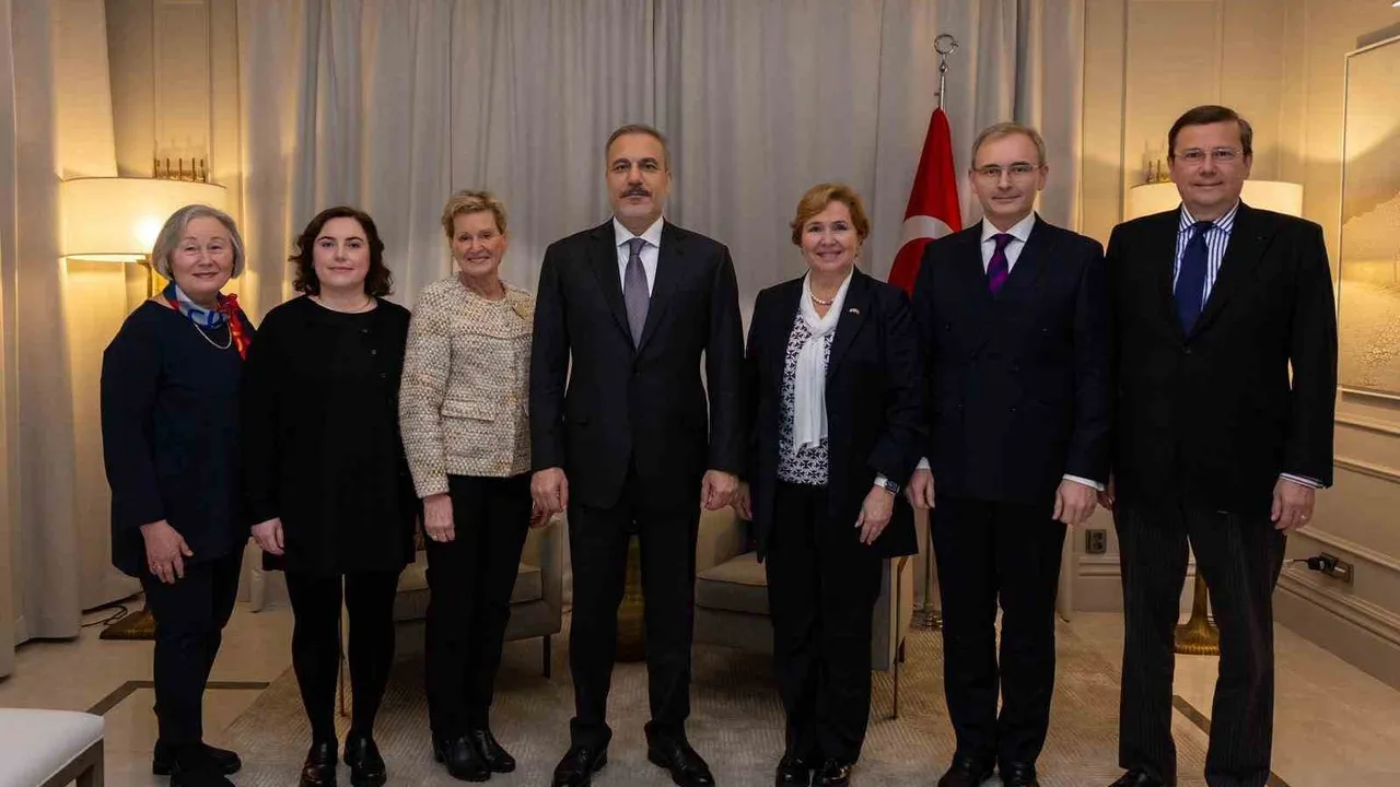 Dışişleri Bakanı Hakan Fidan resmi ziyaret için Helsinki'de