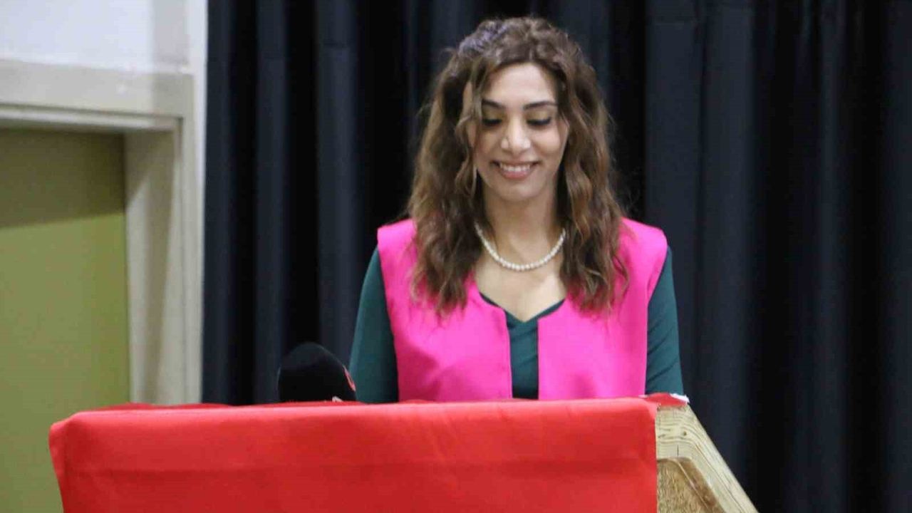 Diyarbakır’da 'Köklerden Podyuma' Şalvar Defilesi: Kadın Emeği ve Yerel Kültür Sahnelendi