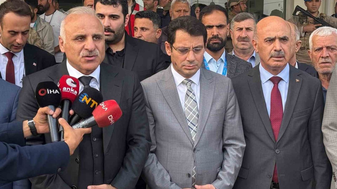 Diyarbakır Kulp'ta viyadük inşaatı iskelesinde çökme: 3 işçi hayatını kaybetti, 2 yaralı