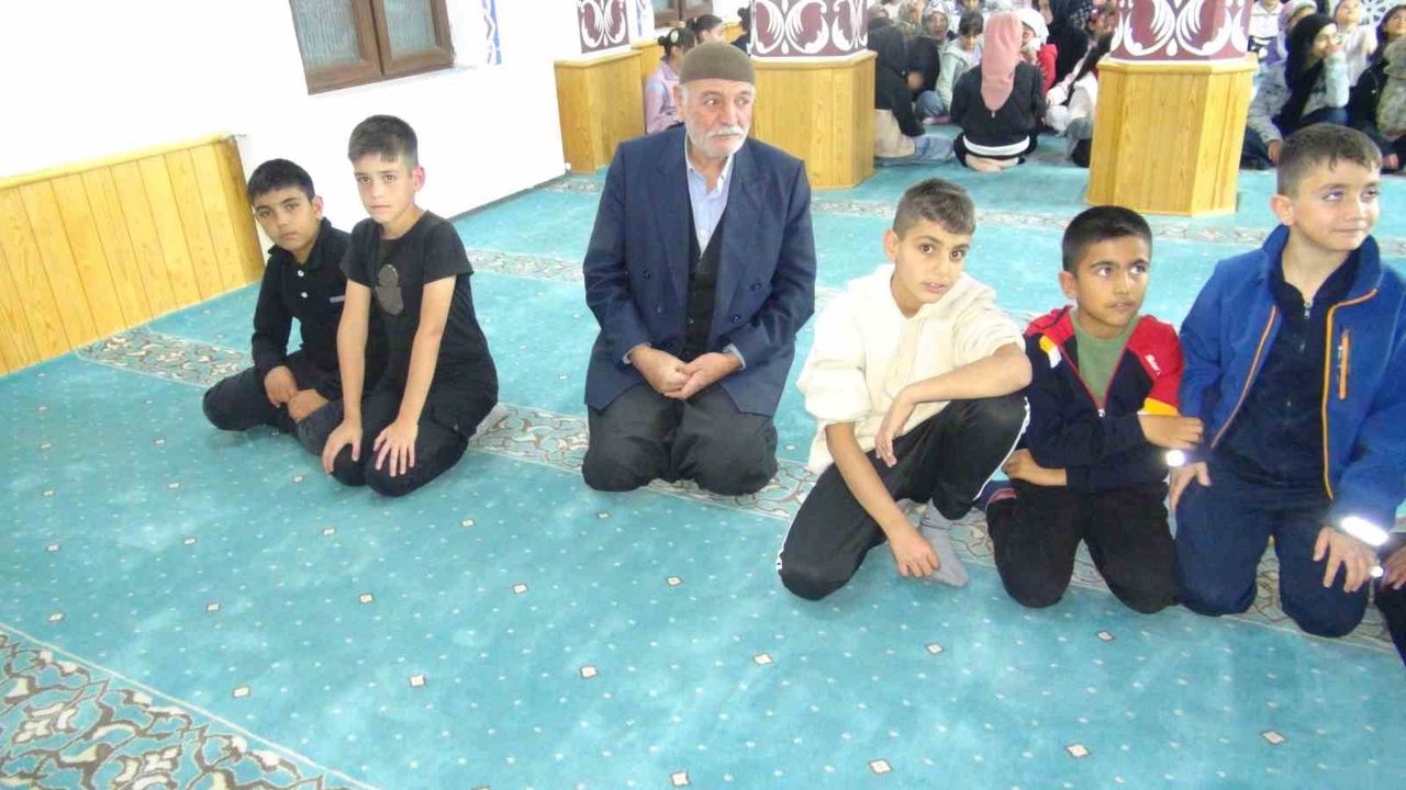 Doğanşehir Müftülüğü Allah’ın Evinde Buluşuyoruz projesiyle çocuklara cami etkinliği düzenledi