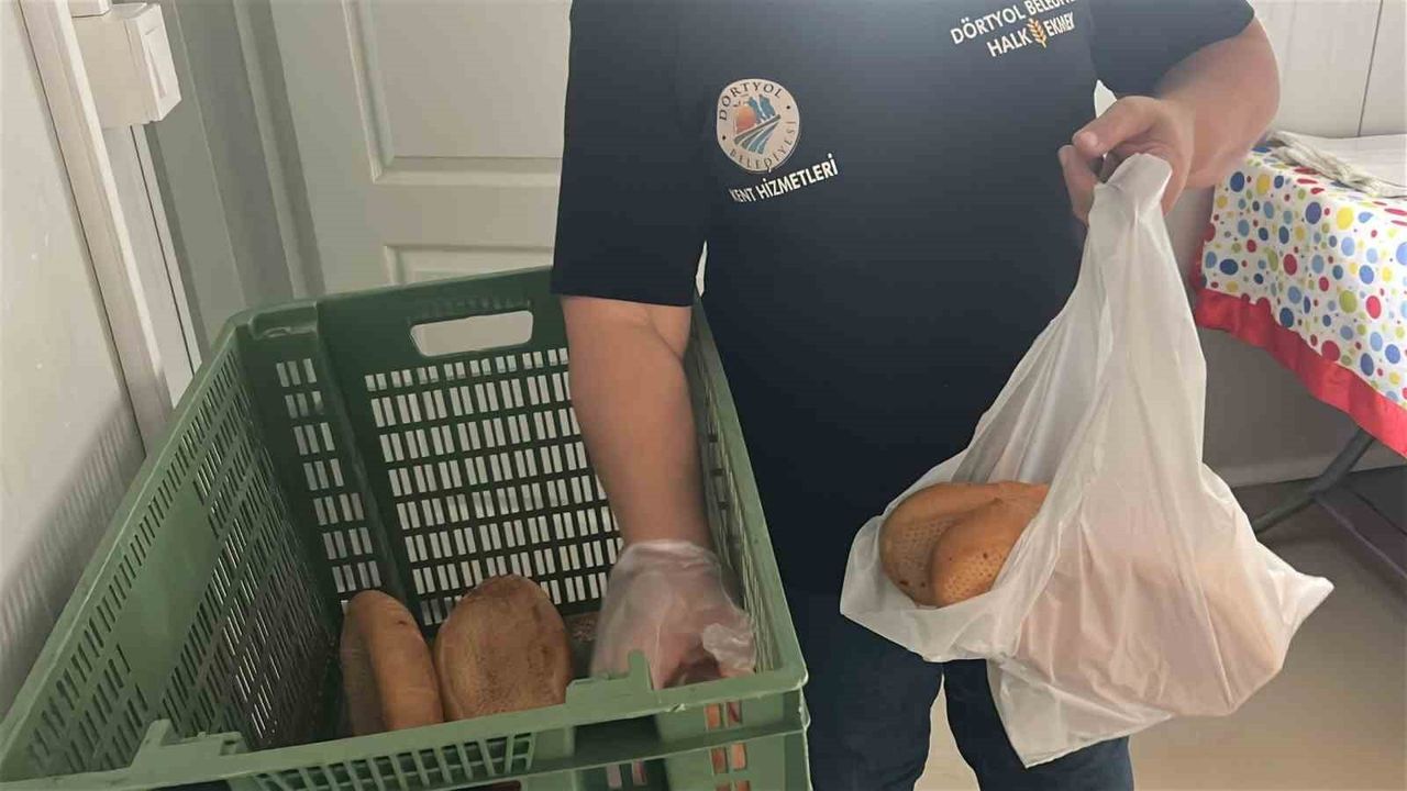Dörtyol'da Halk Ekmek uygulaması: 220 gram somun 7 TL'ye satılıyor