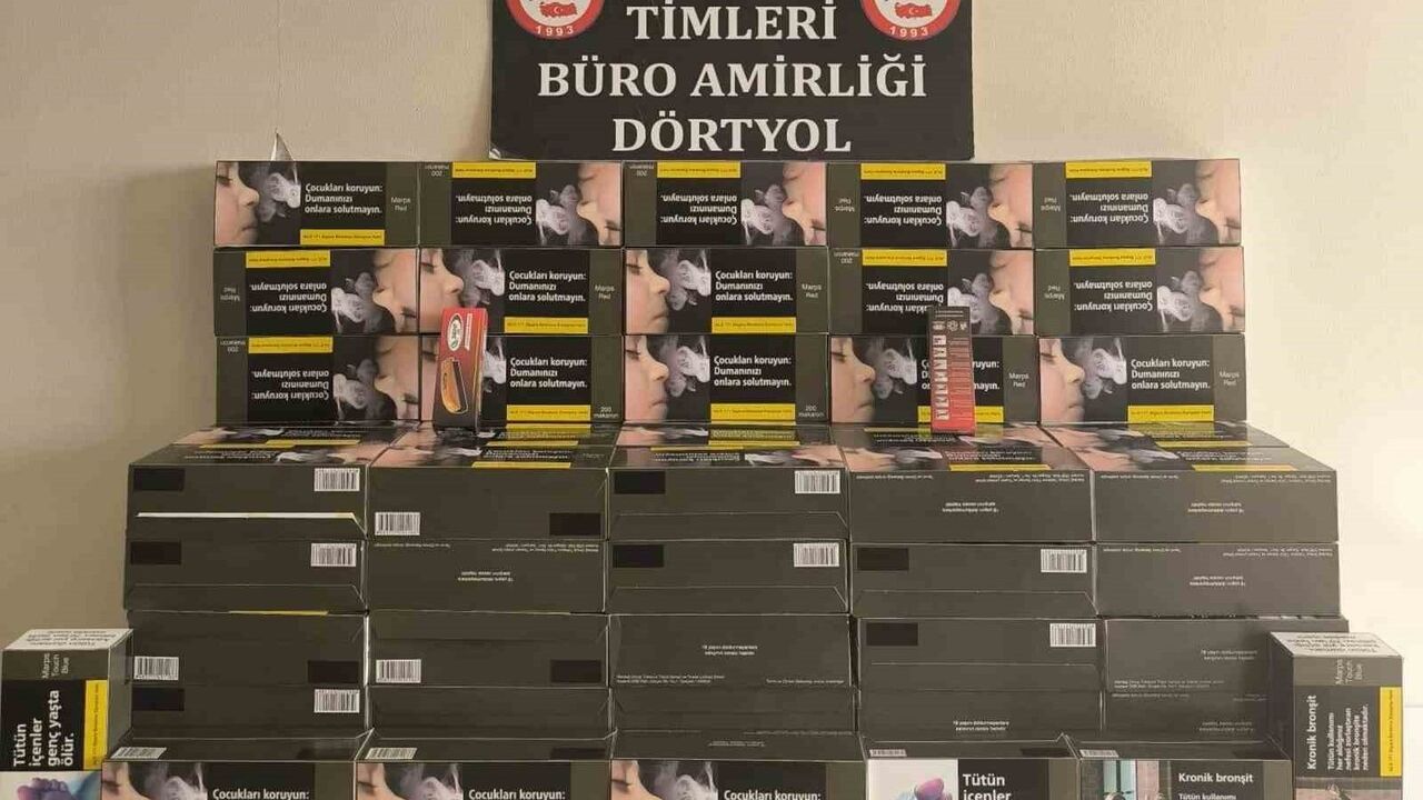 Dörtyol'da kaçak makaron operasyonu: 100 karton ele geçirildi