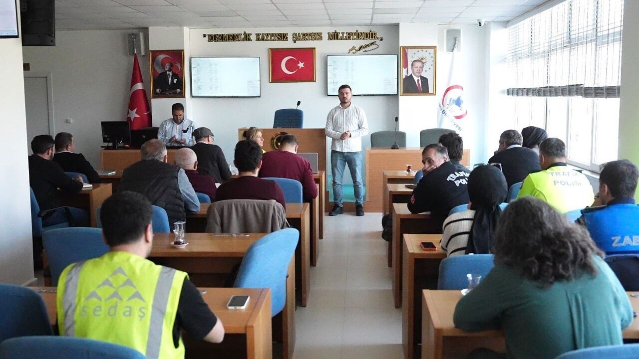 Düzce'de İçme Suyu Altyapı Projesi İçin Kurumlar Koordinasyonda: Uygulama Stratejisi Belirlendi