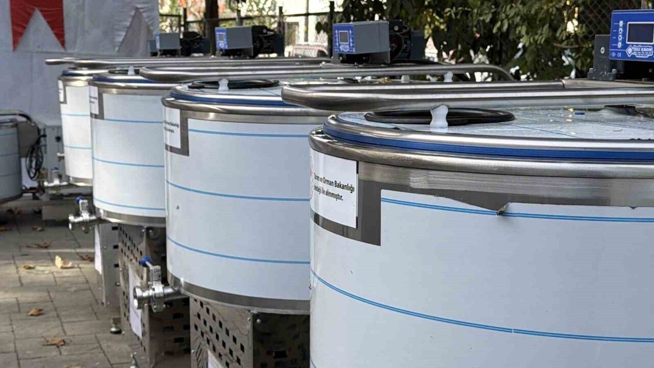 Düzce’de süt üreticilerine yüzde 100 hibe ile süt soğutma tankı dağıtımı