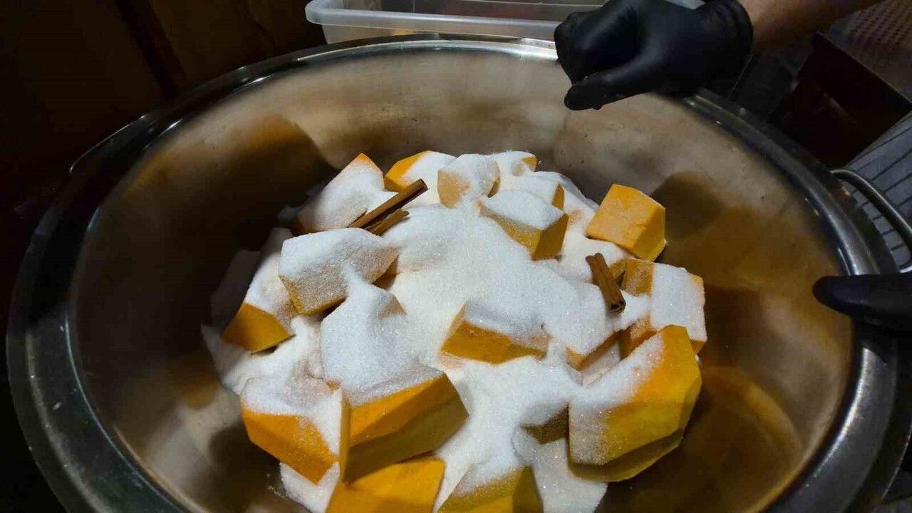 Düzce’nin coğrafi işaretli kestane kabağı, Osmanlı kabak tatlısına lezzet katıyor