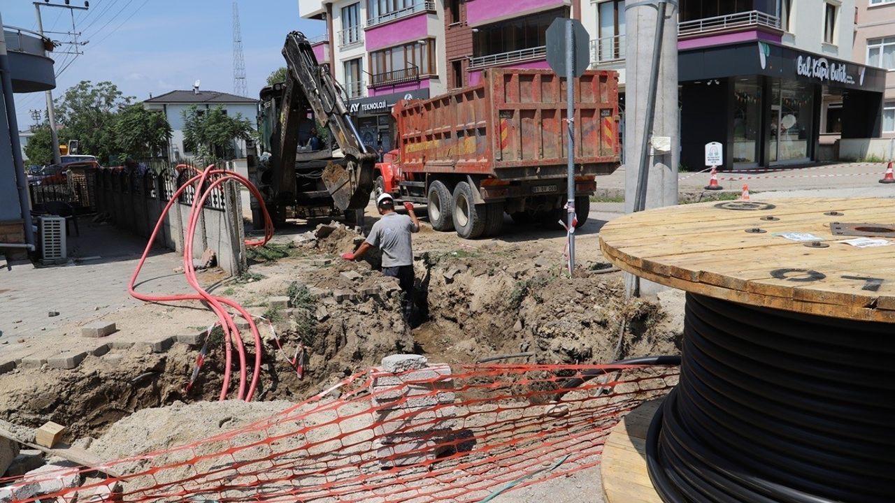 Düzce'nin enerji altyapısı 533 milyon TL'lik yatırımla güçlendiriliyor