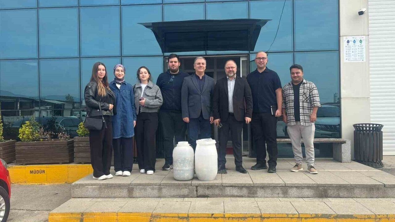 Düzce Üniversitesi, 2025'te 40 kilogram atık pili geri dönüşüme gönderdi