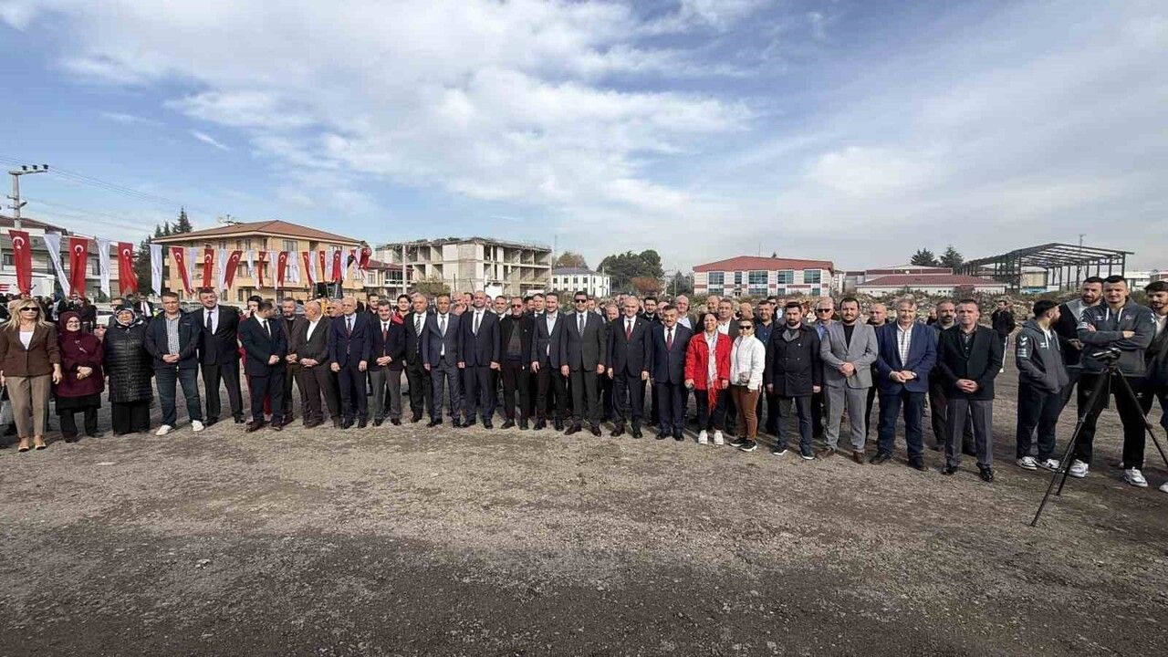 Düzce'ye 19 Mayıs Spor Kampüsü: Bin 110 metrekare kapalı alanlı kompleksin temeli atıldı