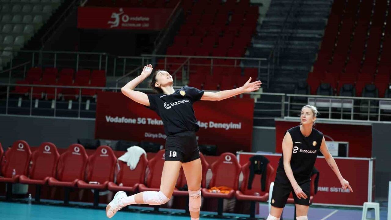 Eczacıbaşı Dynavit, Vodafone Sultanlar Ligi 8. haftasında Türk Hava Yolları'na konuk oluyor