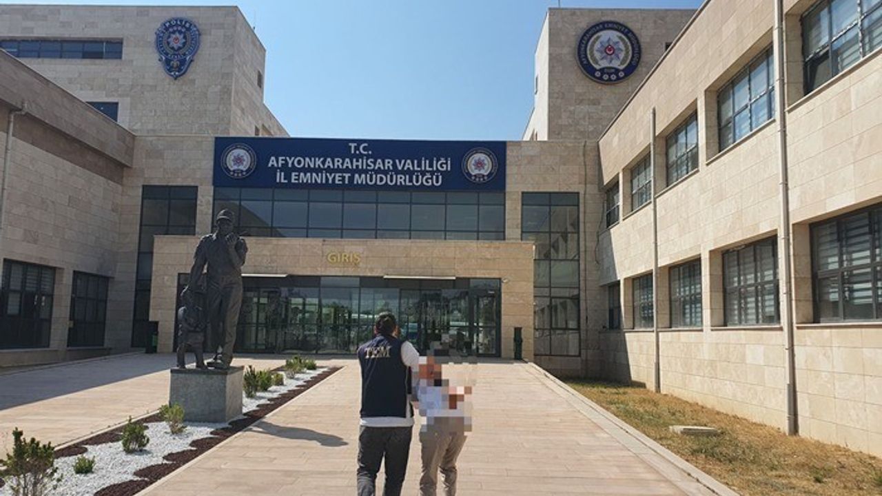 Edirne'de yurt dışına kaçmaya çalışırken aranan M.G. polis tarafından yakalandı