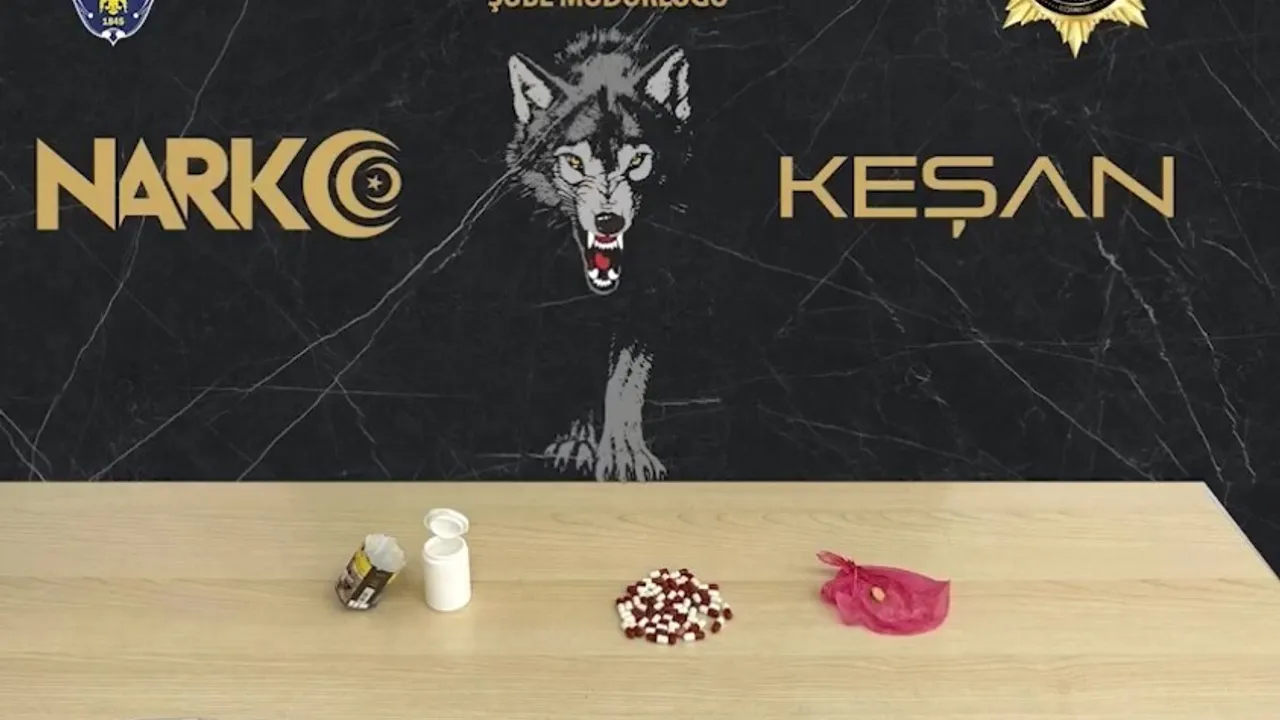 Edirne Keşan'da uyuşturucu operasyonu: Sentetik ecza ve kannabinoid ele geçirildi, 10 gözaltı