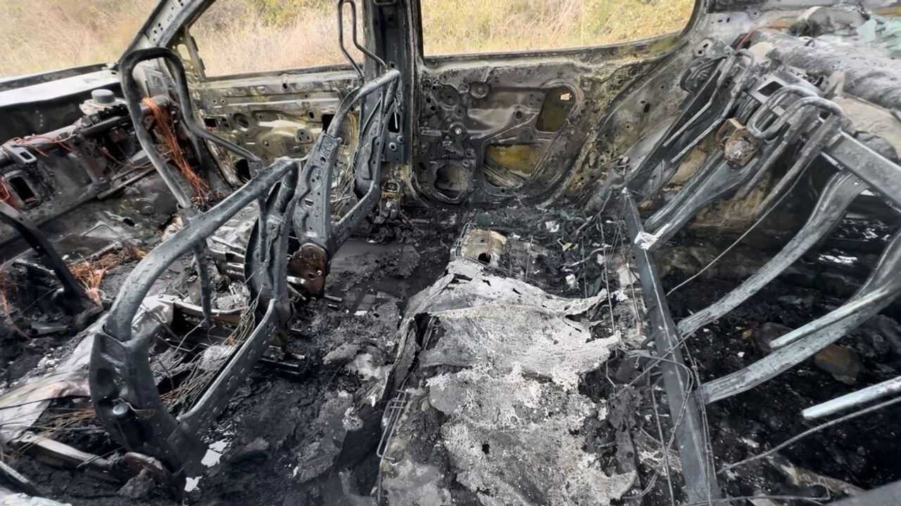 Edirne Lalapaşa'da Seyir Halindeki Otomobil Alev Alarak Kül Oldu
