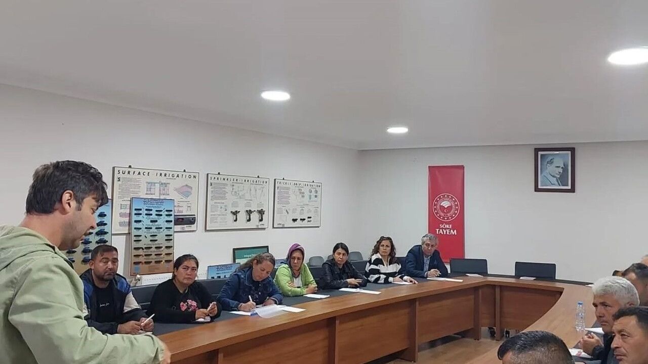 Edremit'te çiftçilere iklim değişikliği, kuraklık ve sulama eğitimi verildi