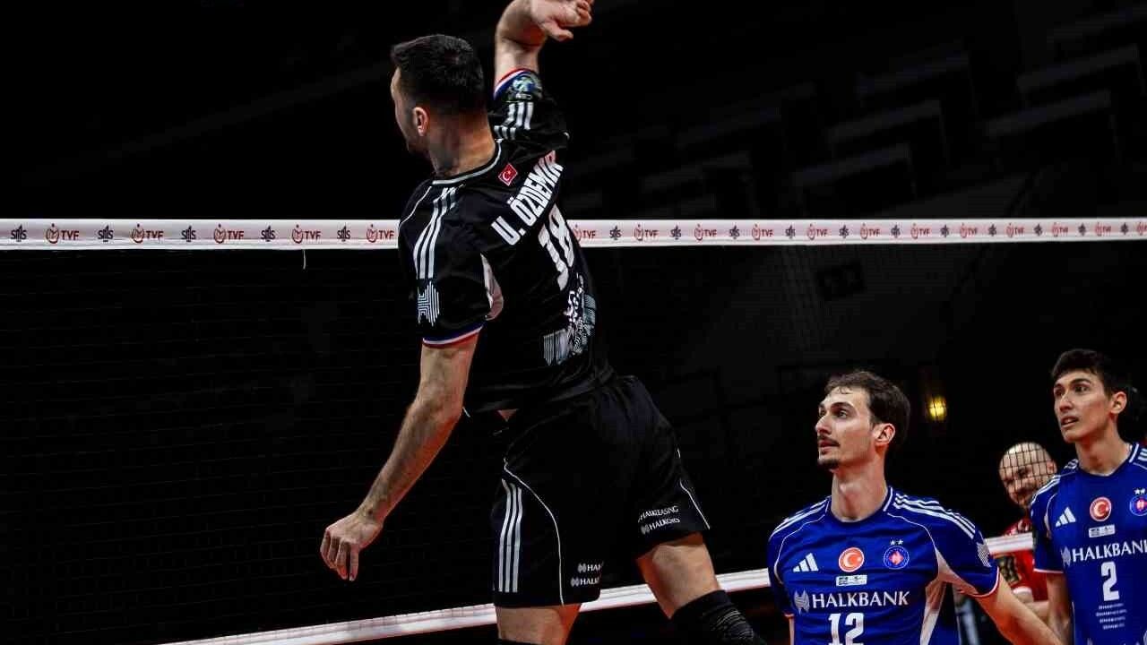 Efeler Ligi 5. Hafta: Gaziantep Gençlik Spor, Halkbank'ı 3-2 Yendi