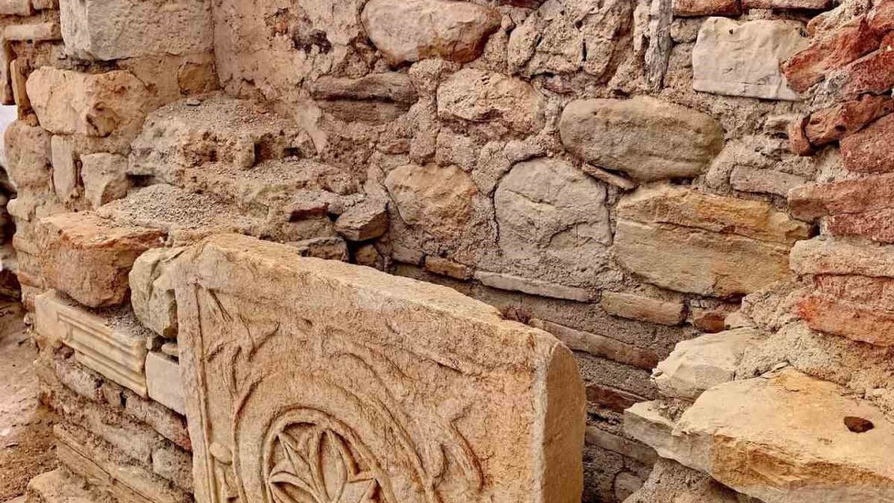 Ege'nin Tarihi Hazinesi Kadıkalesi Ziyaretçilerini Bekliyor