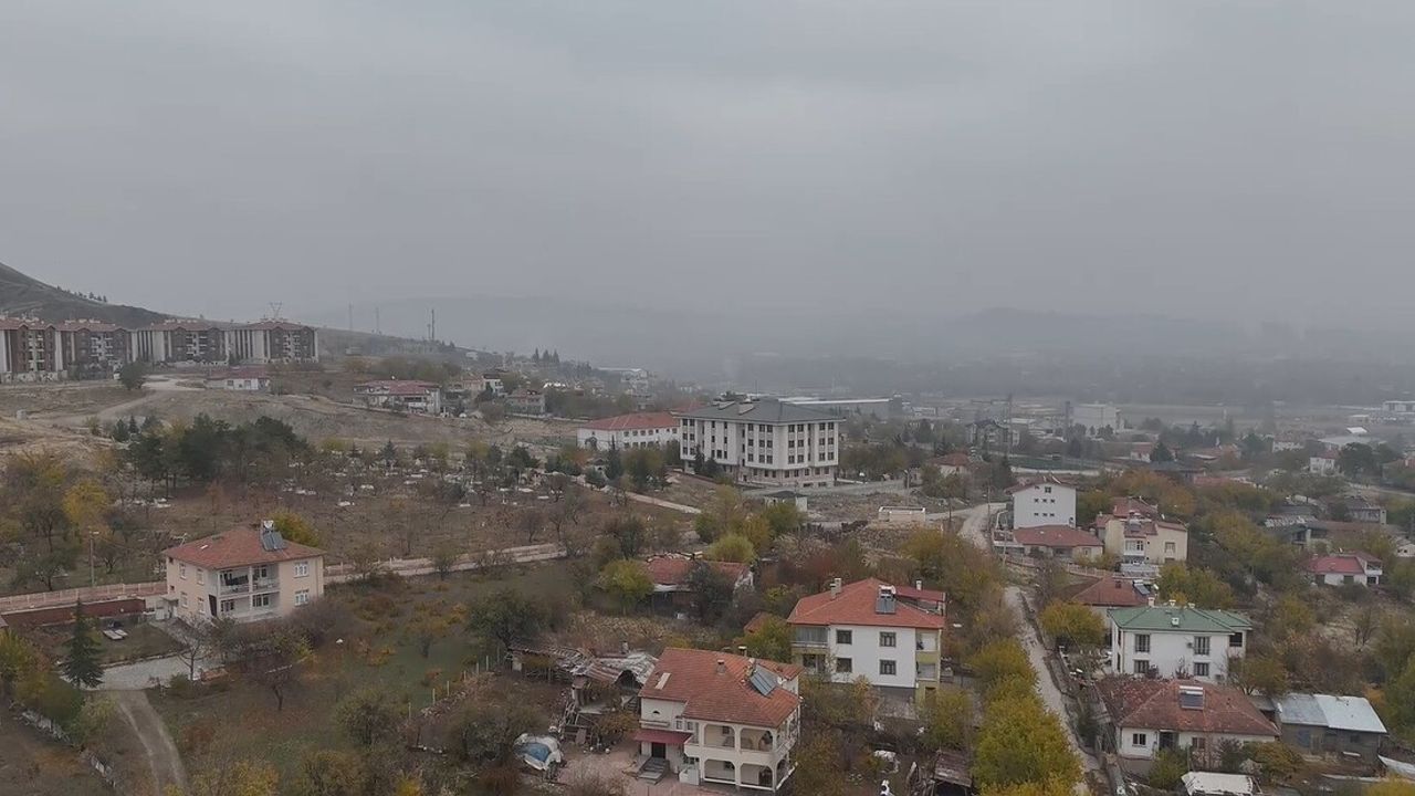 Elazığ'da yaklaşık bir haftadır sis etkisi sürüyor — Drone görüntüleri ve Meteoroloji uyarısı