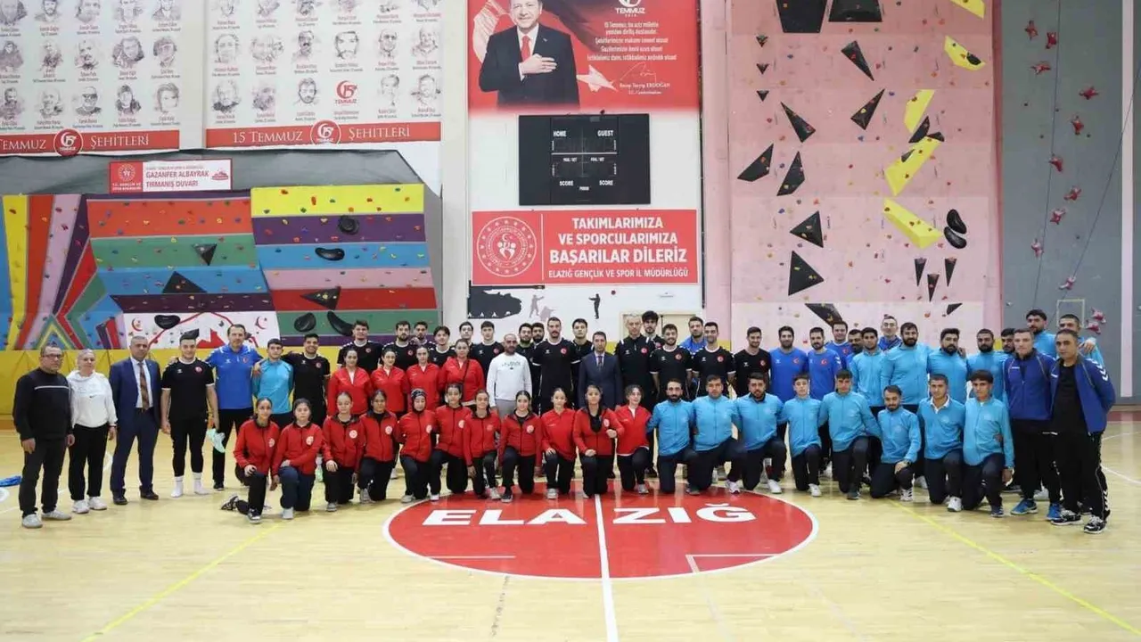 Elazığ hentbolunda ulusal başarı: 14 sporcu Beşiktaş JK ve Milli Takım kamplarına davet edildi