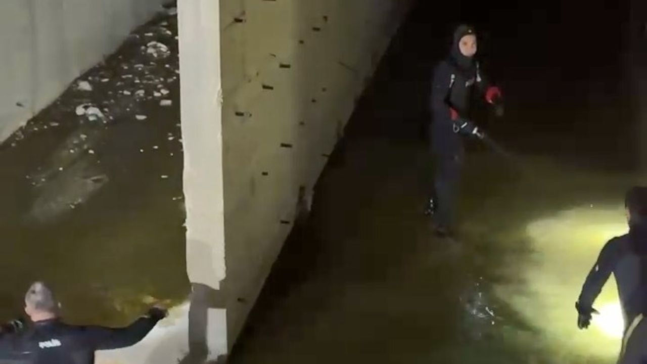 Elazığ Valisi Numan Hatipoğlu, kaybolan 11 yaşındaki çocuğun arama çalışmalarını inceledi