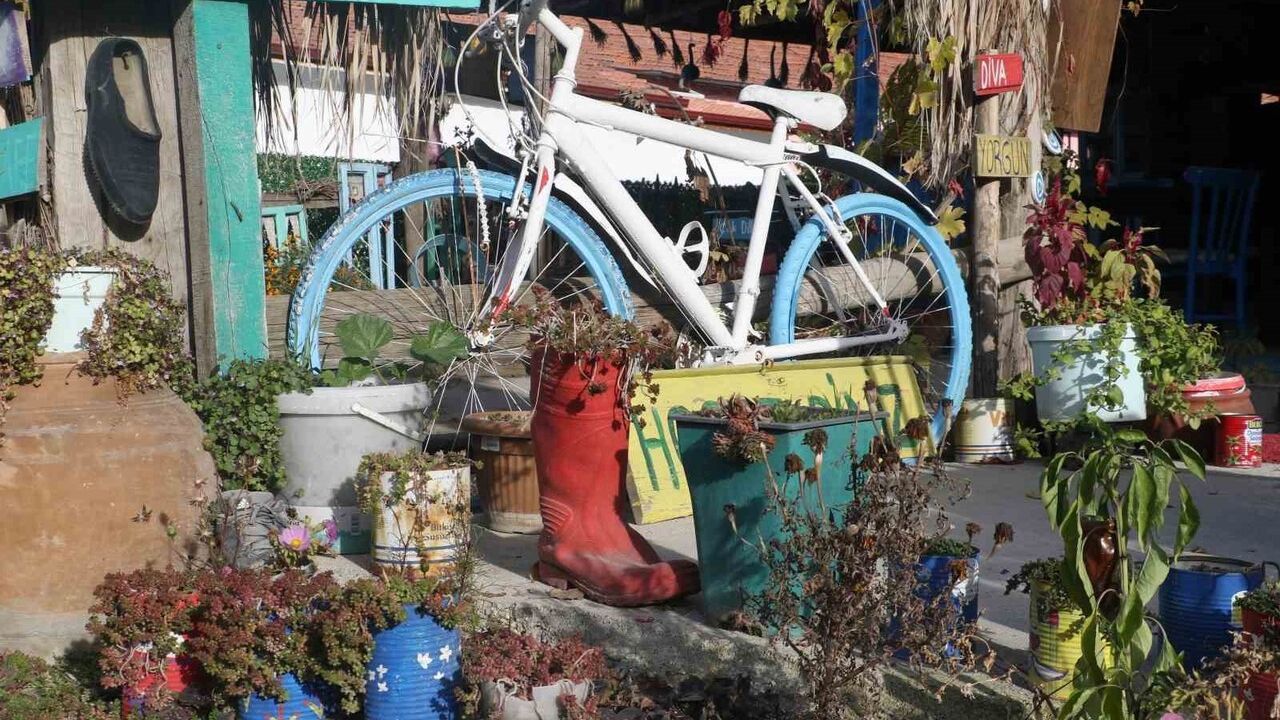 Elmadağ’daki 'Renkli Köy' turizmi canlandırıyor: Renkli evler, atölyeler ve açık etkinlikler