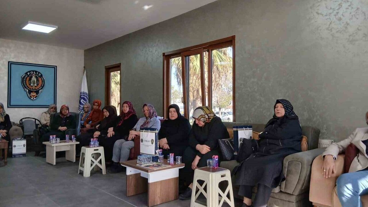 EMŞAV Karadeniz Bölge Başkanlığı 263. şehit anma programını düzenledi