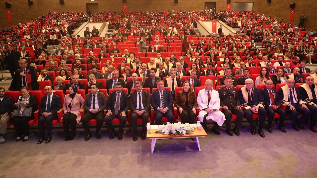 Erzincan Binali Yıldırım Üniversitesi'nde 2025-2026 Akademik Yılı Açılışı