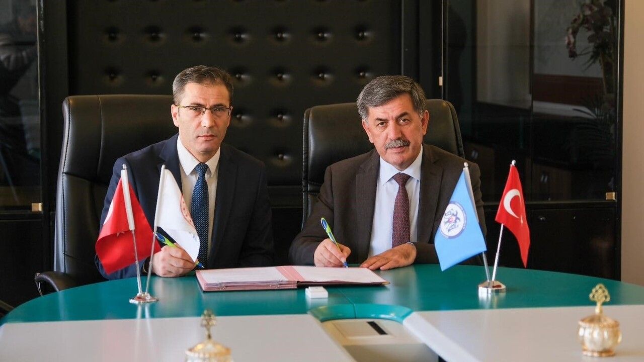 Erzincan'da Su İhtisas OSB Fizibilite Raporu İmzalandı — Su ve Gıda Tabanlı Sanayi Hedefleniyor