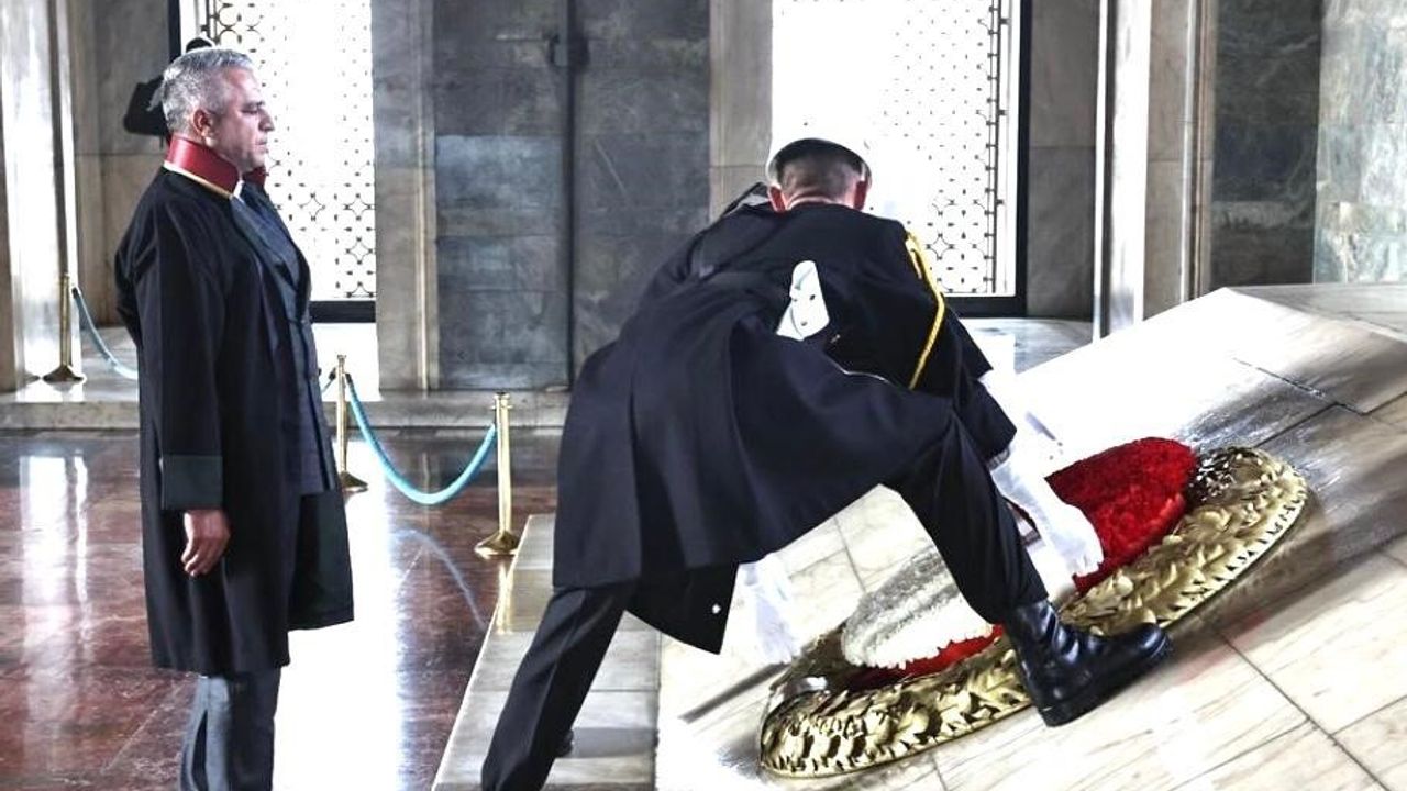Erzurum Barosu, Atatürk'ün 87. ölüm yıldönümünde Anıtkabir'i ziyaret etti