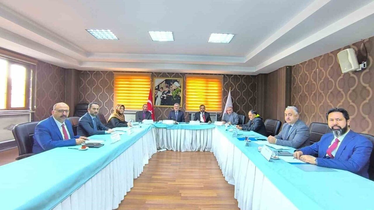 Erzurum'da 1001 Hatim İstişaresi: Uygulama Esasları Masaya Yatırıldı