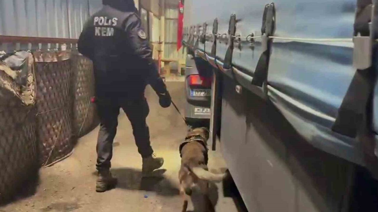 Erzurum'da 224 kilo 400 gram likit metamfetamin ele geçirildi: 2 kişi tutuklandı