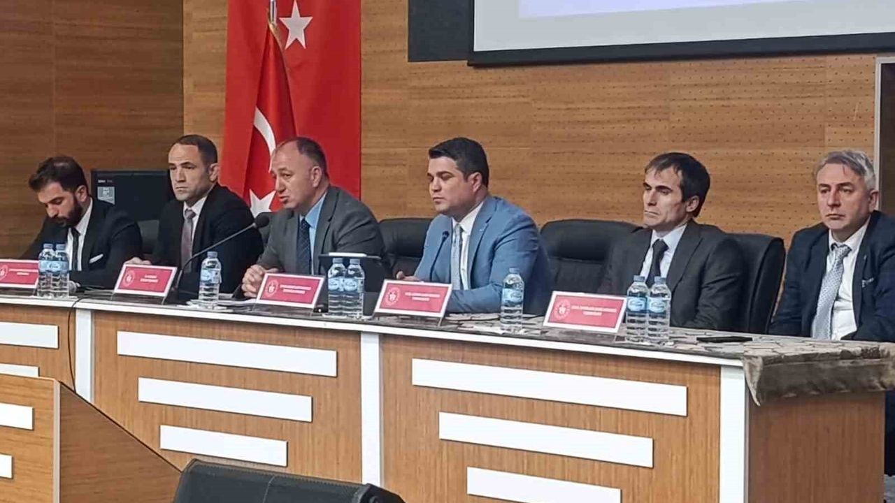 Erzurum GSİM Kasım'da Türkiye Birincisi: Sporda Zirve, Gençlik Hizmetlerinde İlk Sıra