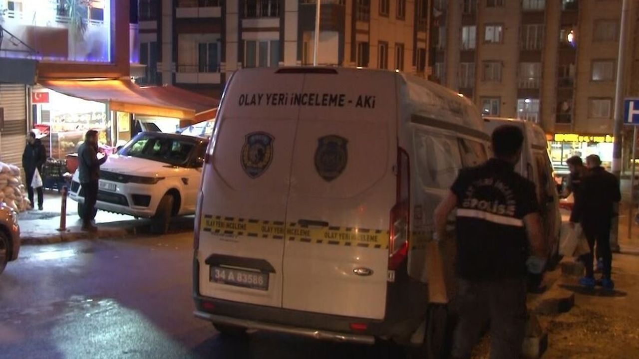 Esenyurt'ta alacak-verecek tartışması kavgaya dönüştü: 8 kişi yaralandı