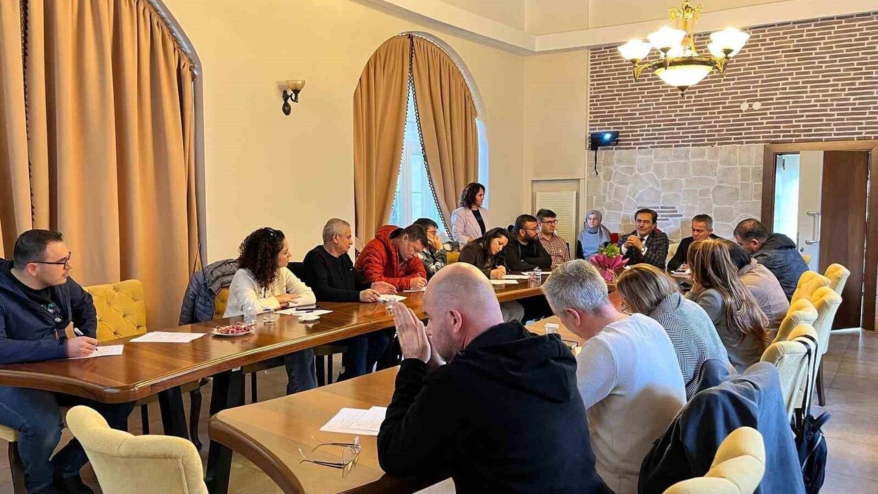 Eskişehir’de gıda kontrol görevlisi kadrosu genişletildi; 17-21 Kasım 2025'te 37 personele eğitim verildi