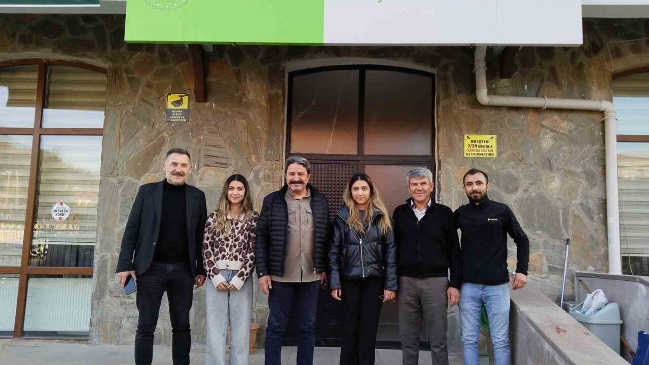 Eskişehir İl Müdürü Hasan Kalın, Sarıcakaya Gençlik Merkezi faaliyetlerini yerinde inceledi