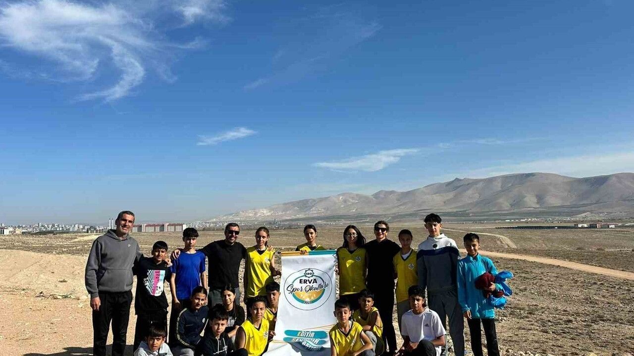 Eşref Aydın Bölgesel Kros Ligi Niğde Etabı: 11 ilden 300 Sporcu Yarıştı