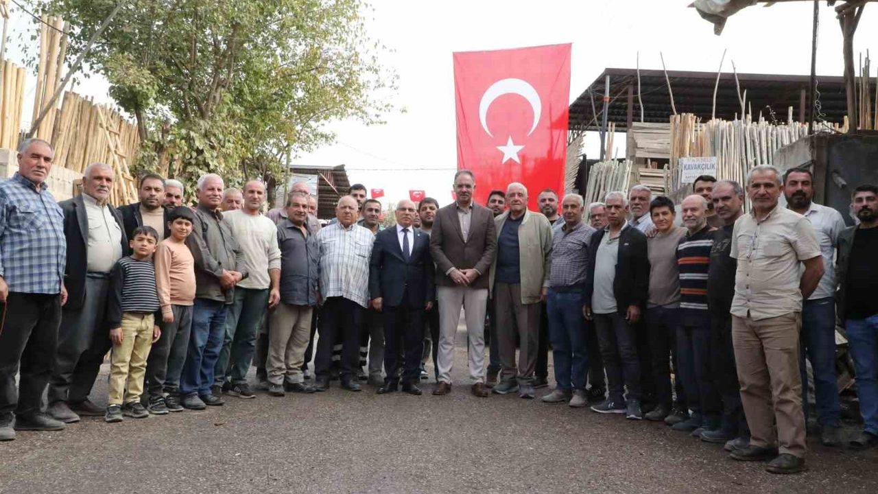 Eyyübiye Belediyesi, Hızarcılar ve Kavakçılar Sitesi Esnafına Yeni Yer Tahsisi İçin Süreci Başlattı