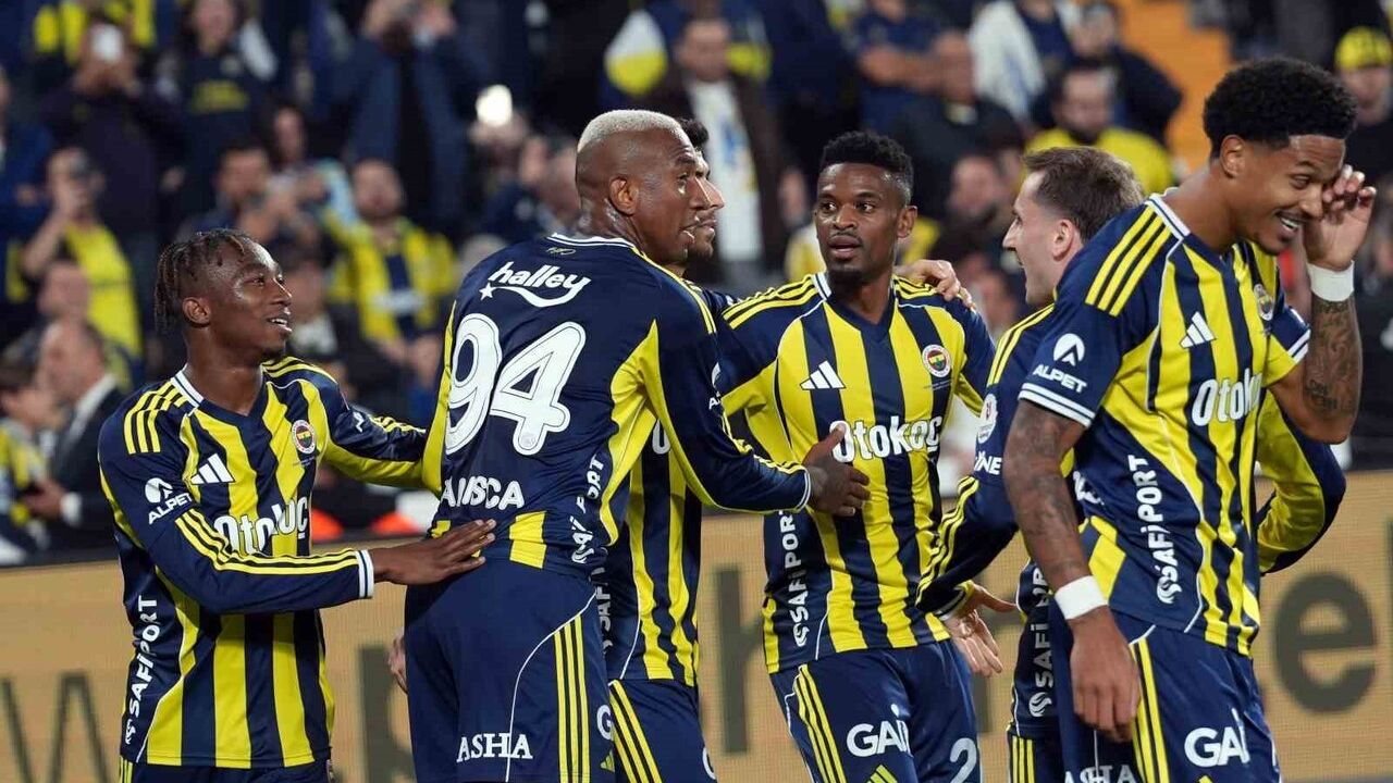 Fenerbahçe, Trendyol Süper Lig 13. hafta için Çaykur Rizespor deplasmanında