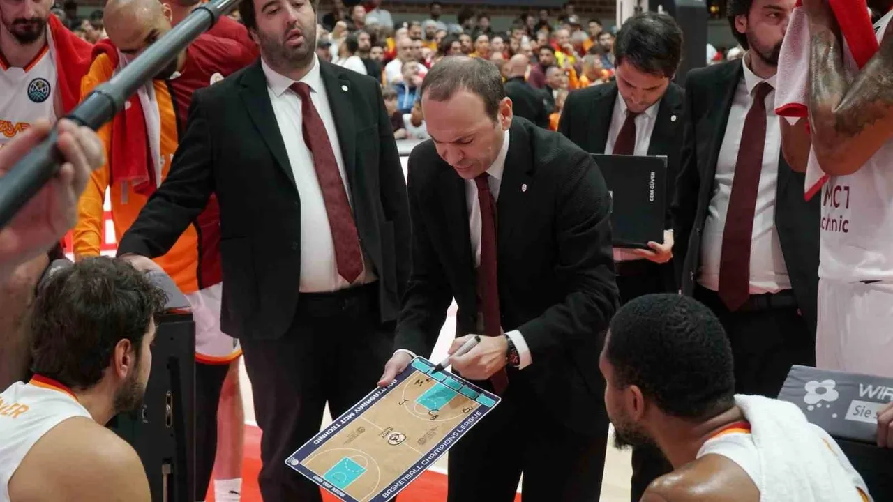FIBA Şampiyonlar Ligi: Galatasaray, Würzburg Baskets'i 99-74 mağlup etti