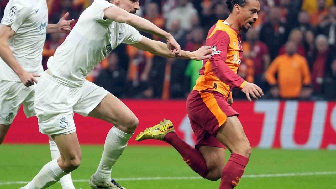 Galatasaray 0-0 Union Saint-Gilloise — UEFA Şampiyonlar Ligi (15')
