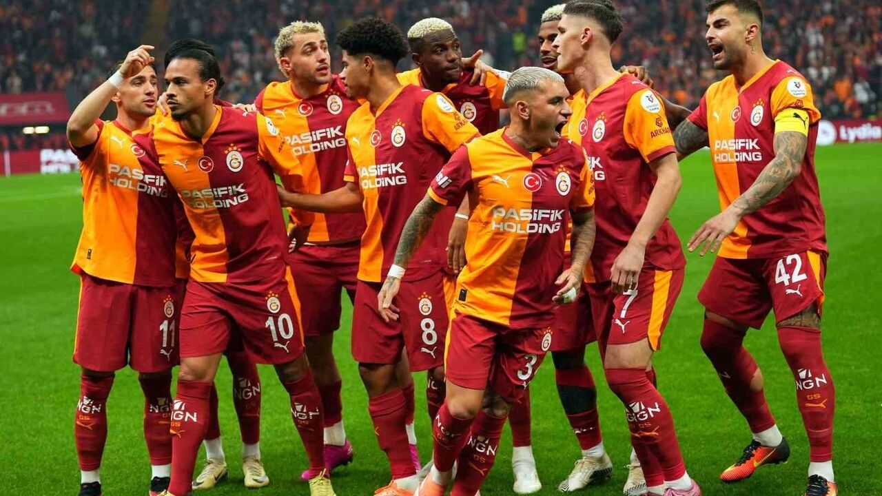 Galatasaray, Fenerbahçe derbisini kazanıp ligde kayıpsız ilerlemek istiyor
