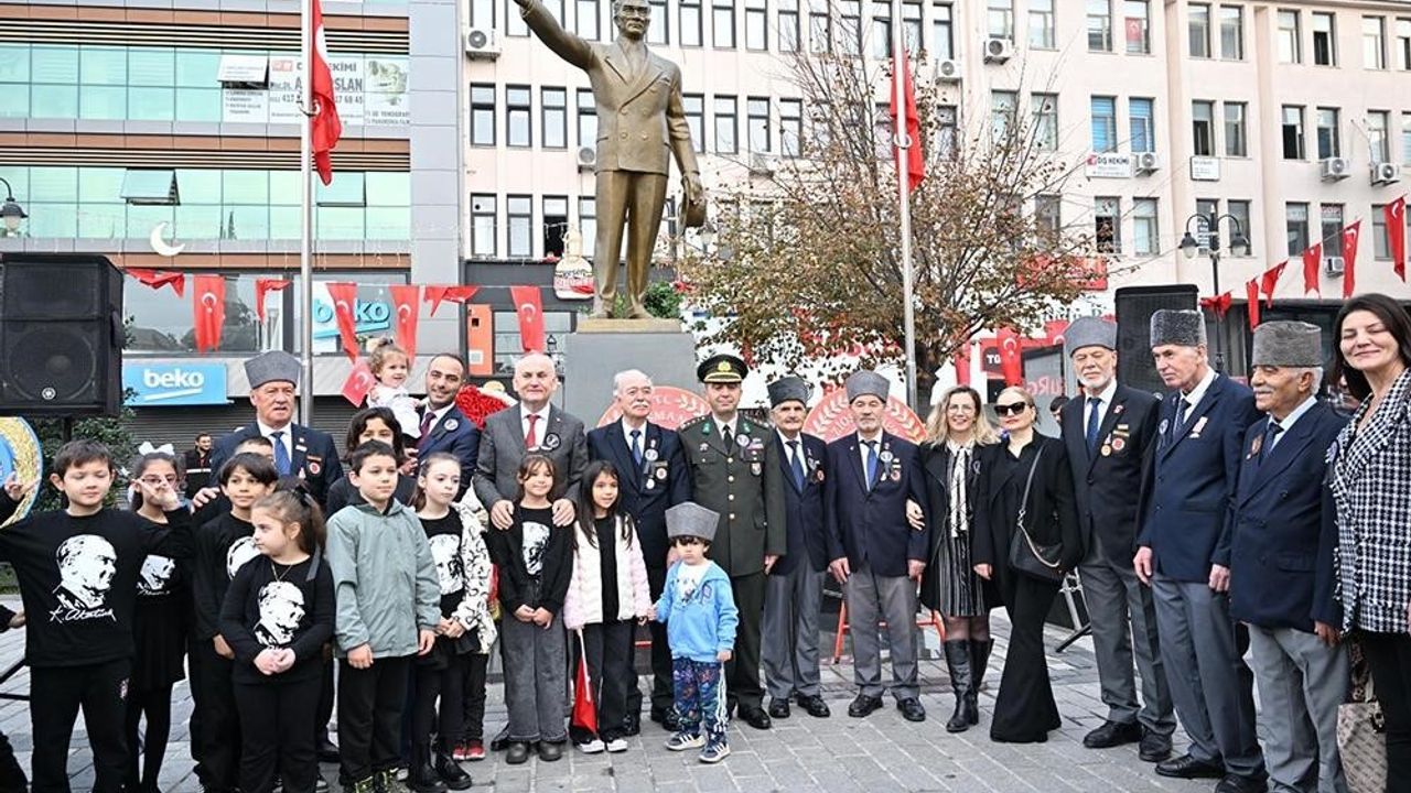 Gazi Mustafa Kemal Atatürk, Gaziosmanpaşa’da 10 Kasım’da saygı ve özlemle anıldı