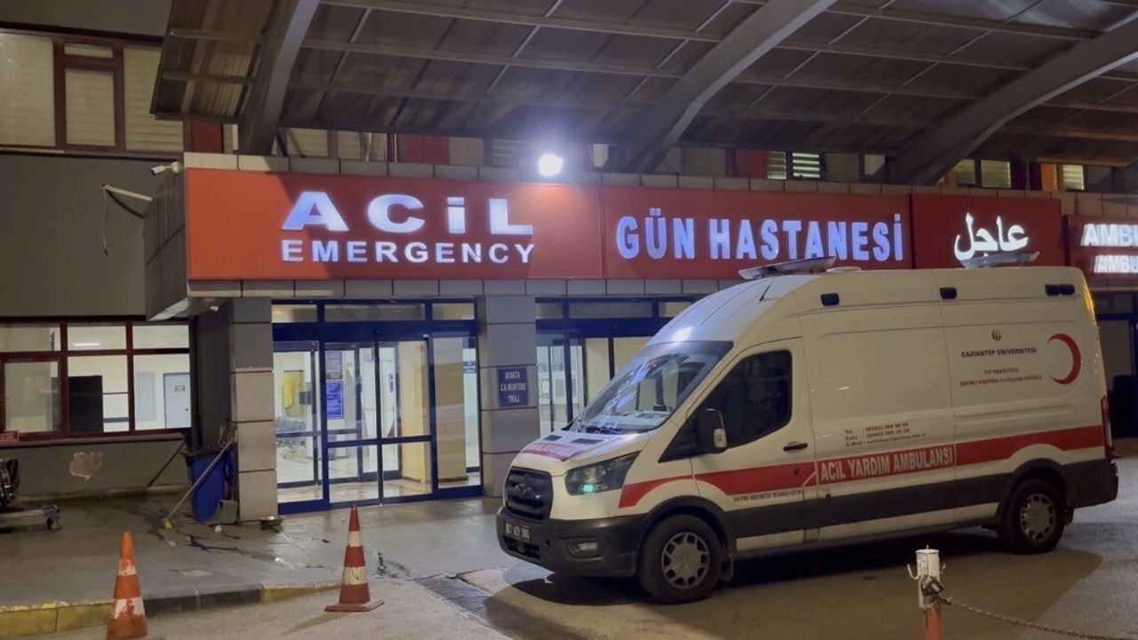 Gaziantep Geri Gönderme Merkezi'nde zehirlenme şüphesi: 56 kişi hastaneye kaldırıldı