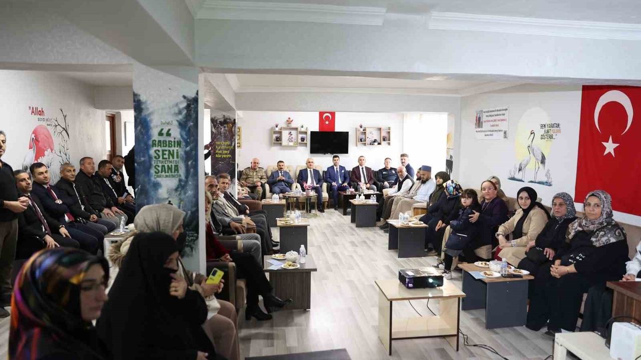 “Gençliğine İyi Bak-2” projesi tamamlandı: Muş'ta gençlere yönelik eğitim ve farkındalık çalışmaları sona erdi