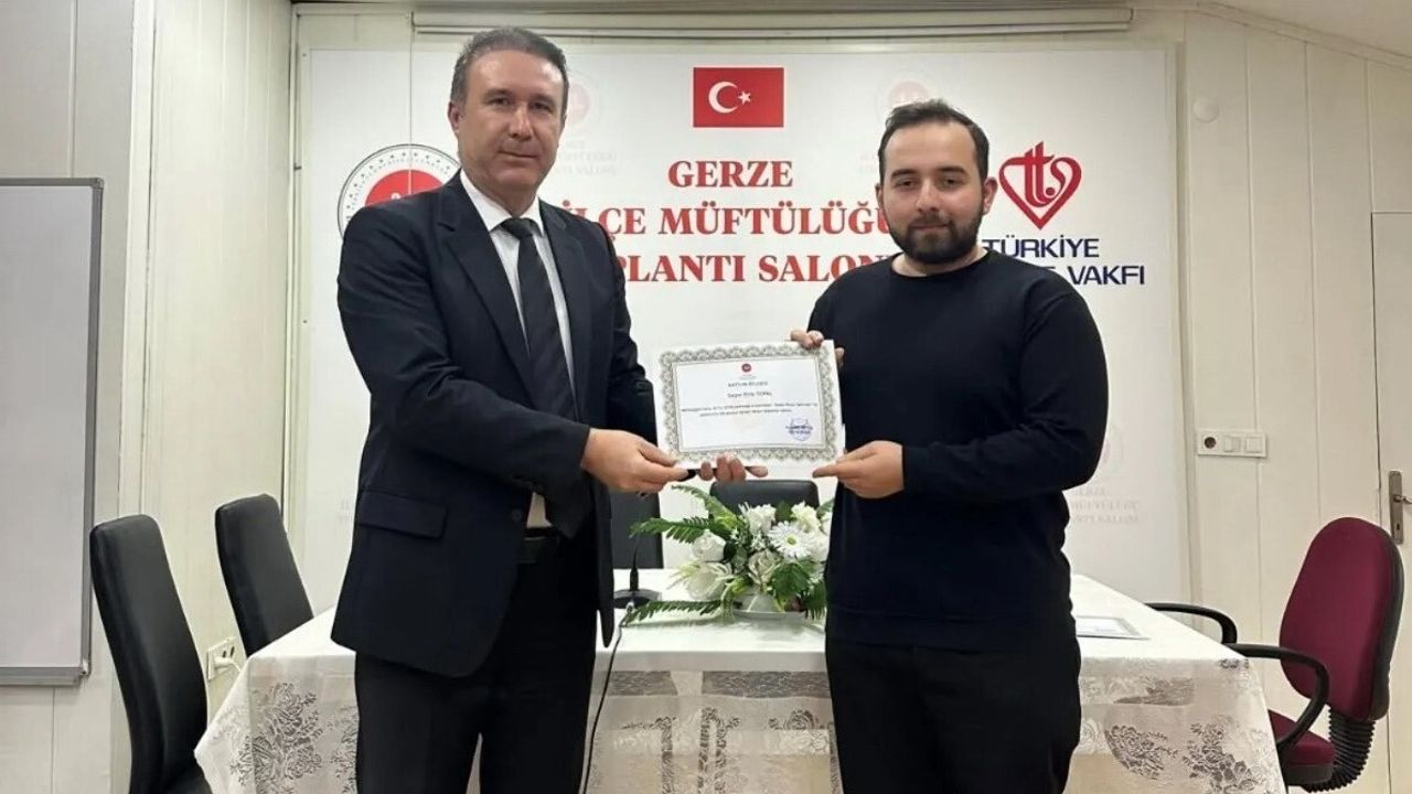 Gerze'de genç din görevlilerine 'Baba Okulu' ile babalık bilinci eğitimi