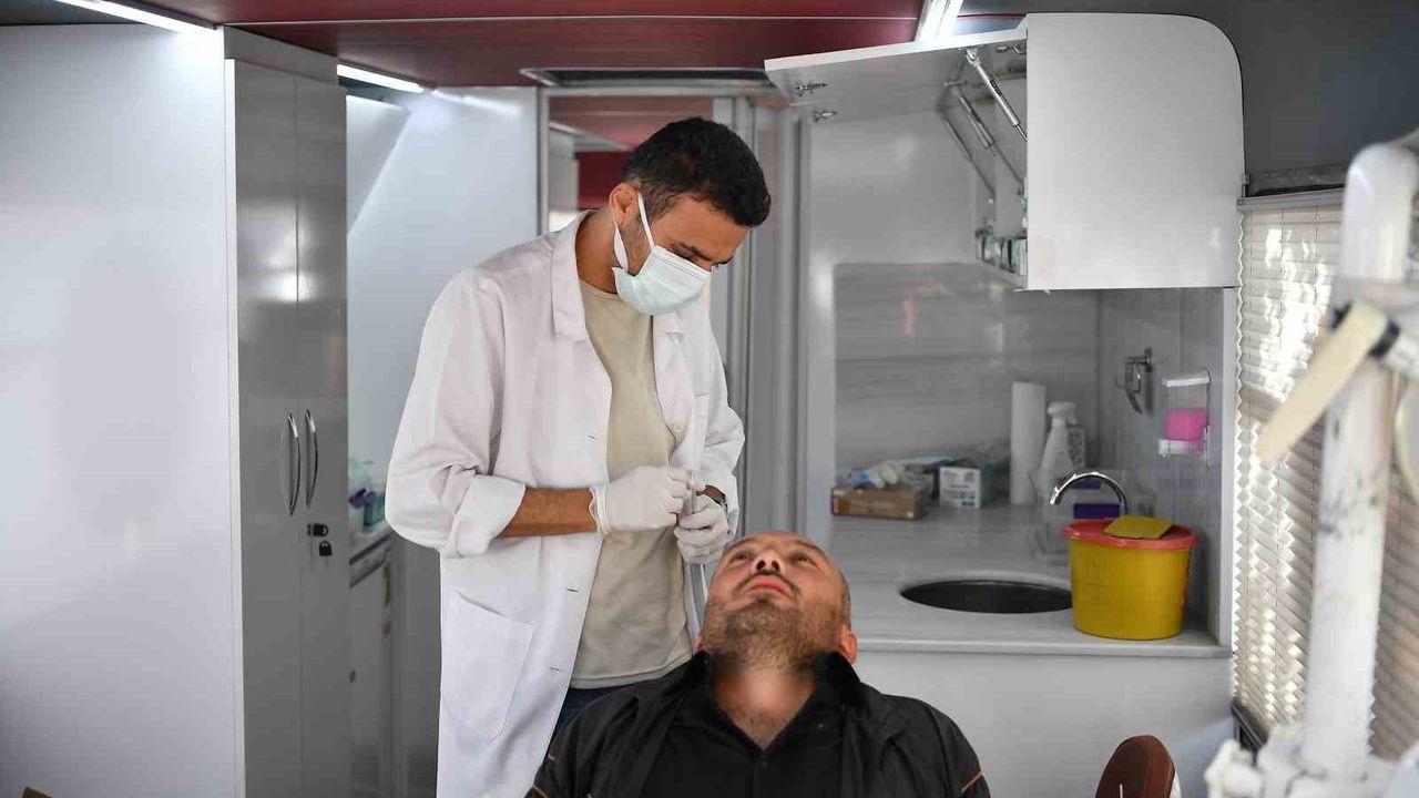 Gezici Ağız ve Diş Sağlığı Kliniği Köseler Mahallesi'nde Hizmet Verdi