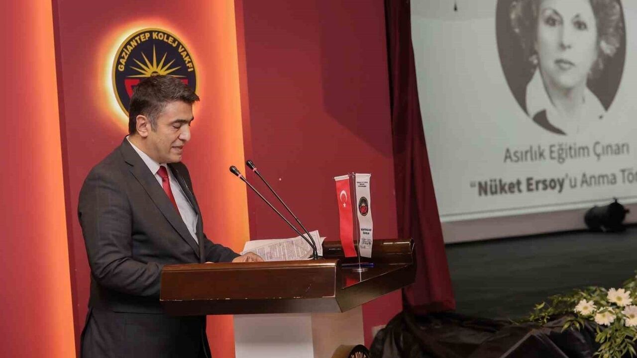 GKV öğrencilerinden Nüket Ersoy anması: Bir Cumhuriyet Kadını etkinliği